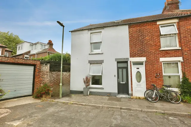 Cottage Grove, Gosport, photo 1