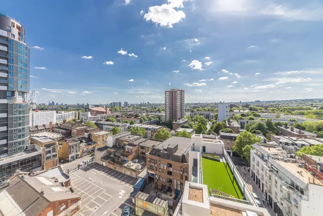 Photo 2 — City North Place, Finsbury Park