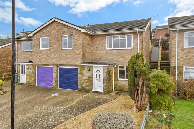 Blythe Way, Shanklin, PO37, photo 1