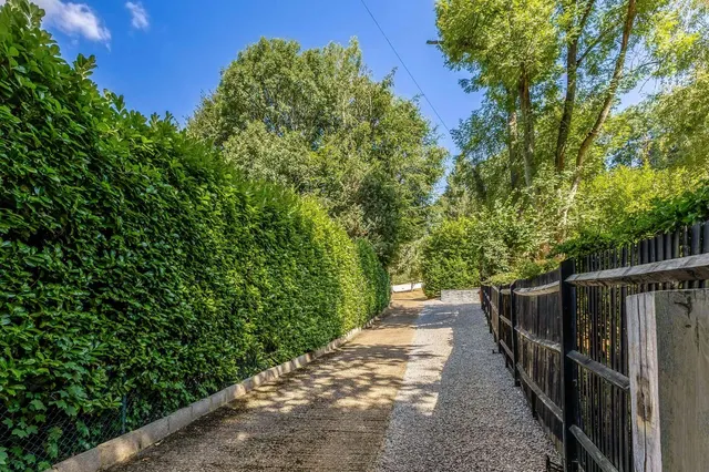 Photo 2 — Valley Road, Rickmansworth, Hertfordshire, WD3 4BH
