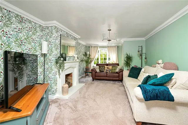 Photo 2 — Whetstone Road, Farnborough, Hampshire, GU14 9SU