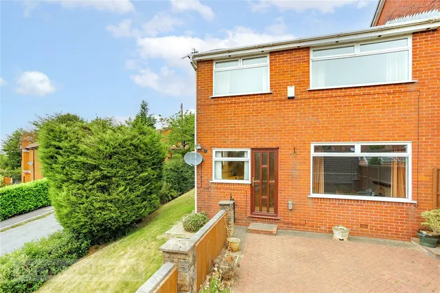Heywood Fold Road, Springhead, OL4, photo 2