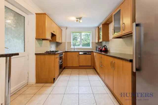 Charlesworth Avenue, B90, photo 2