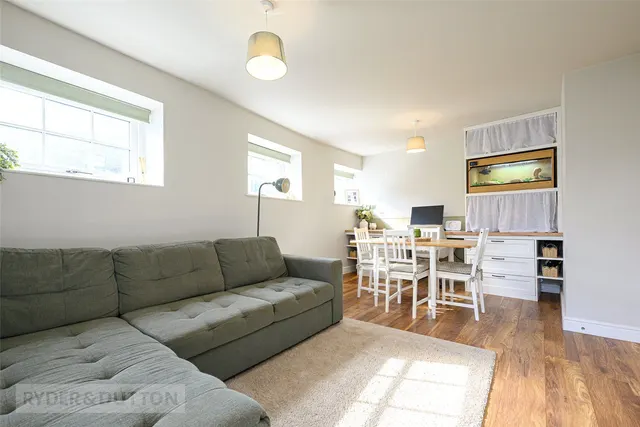 Wharf Street, Sowerby Bridge, HX6, photo 1