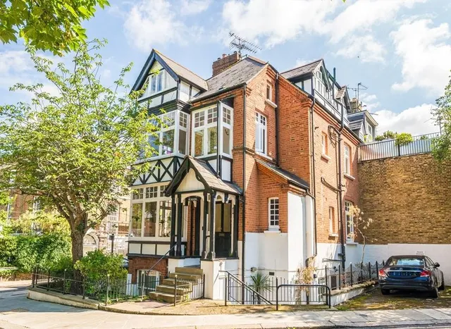 The Hermitage, Richmond, TW10, photo 1