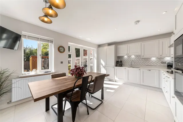 Photo 3 — Packington Close, Winyates Green, Redditch, Worcestershire, B98 0FZ