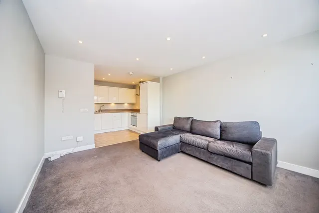 Kingsbury Road, Southampton, SO14, photo 3