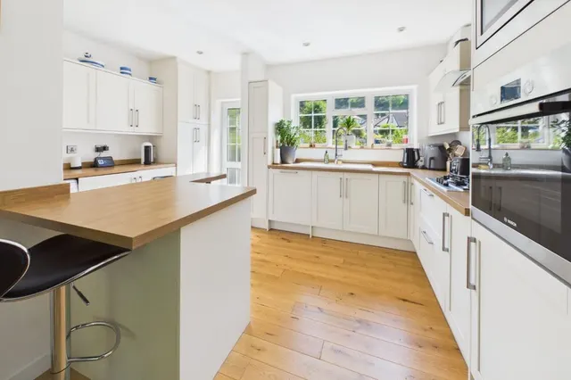 Photo 2 — Walton Road, Clevedon, North Somerset, BS21