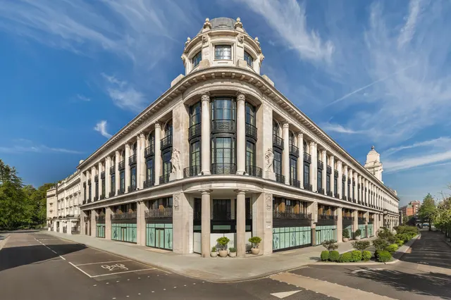 Photo 2 — The Whiteley, Bayswater, London