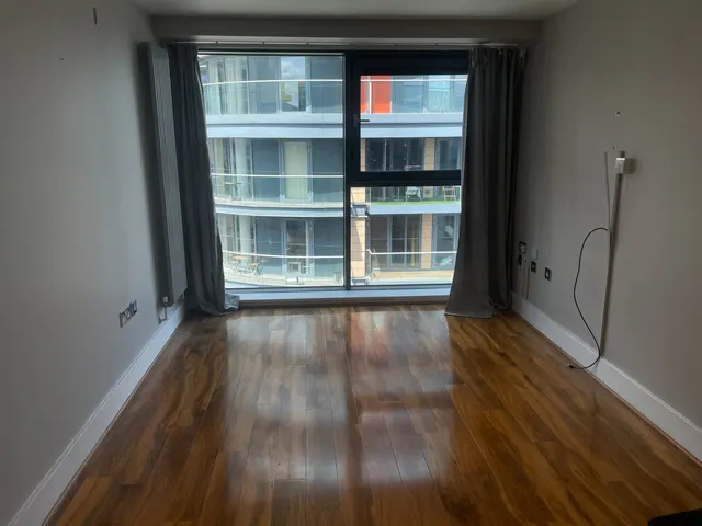 Millharbour, London, E14, photo 3