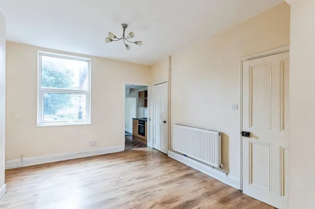 Wood Street, Kettering, NN16, photo 3