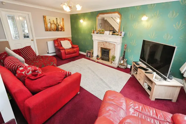Wiltshire Drive, Halesowen, B63, photo 2
