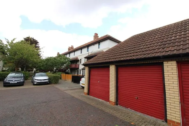Kingsmere Gardens, Walker, photo 1