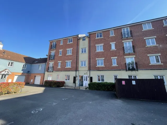 Riverside Close, Bridgwater, TA6, photo 1
