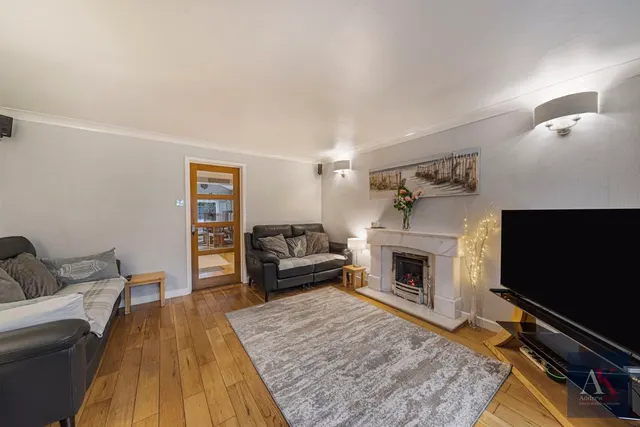 Photo 3 — Badger Close, Rochdale OL16 4QR