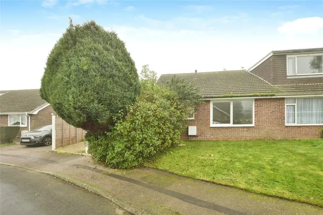 Fern Close, Hawkinge, Folkestone, Kent, CT18, photo 1
