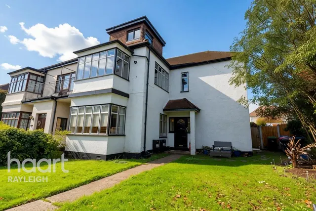Arterial Road, Leigh-on-Sea, SS9, photo 1