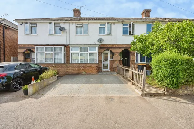 Oak Road, Bedford, MK42, photo 1