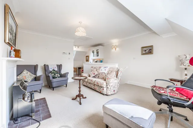 Immaculate Coastal Retreat with Priva, photo 3