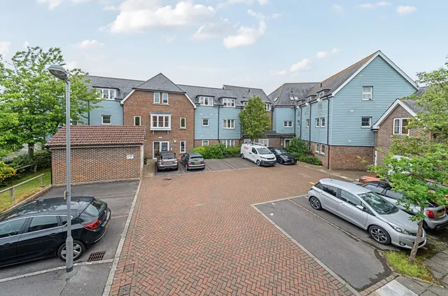 Broadacre Place, Fareham, PO14, photo 1