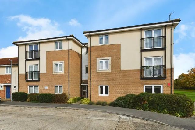 Hobart Close, Chelmsford, Essex, CM1, photo 1