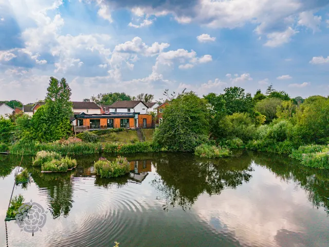 4 bedroom house — Hopefold Drive, Worsley, Manchester, M28 3PW