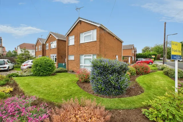 Birchwood Drive, Sutton-in-Ashfield, NG17, photo 1