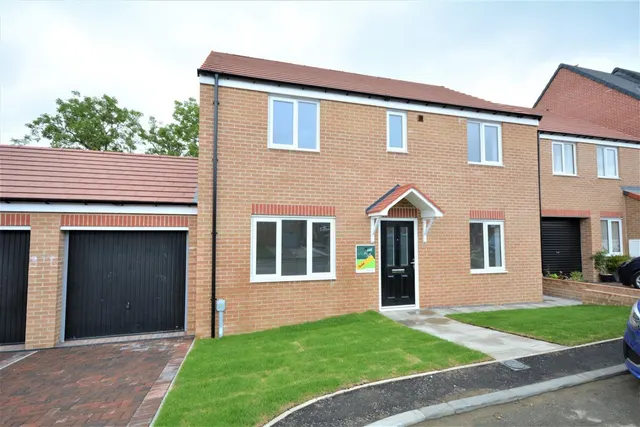 Limestone Way, Coundon, DL14, photo 1