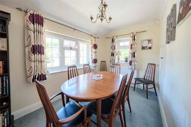 Glendower Park, Leeds, LS16, photo 3