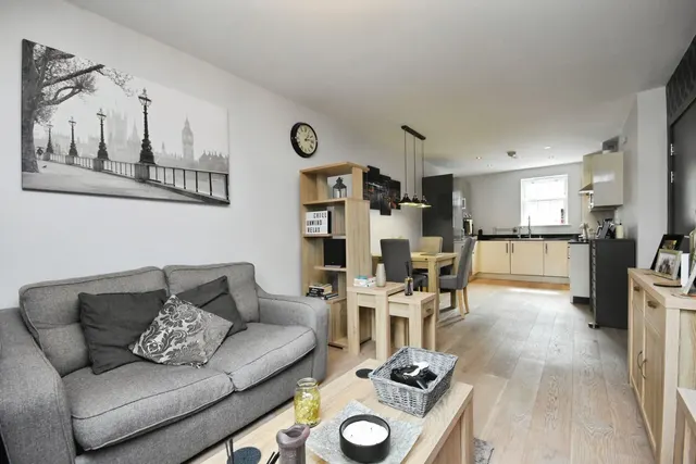 The Causeway, Great Baddow, Chelmsford, Essex, CM2, photo 1