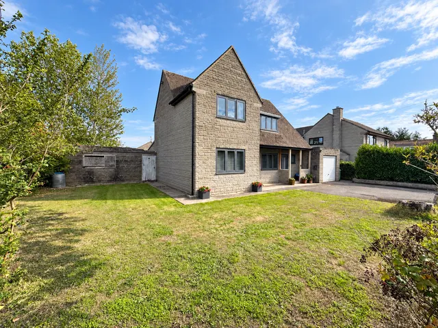 Northfield, Somerton, photo 1