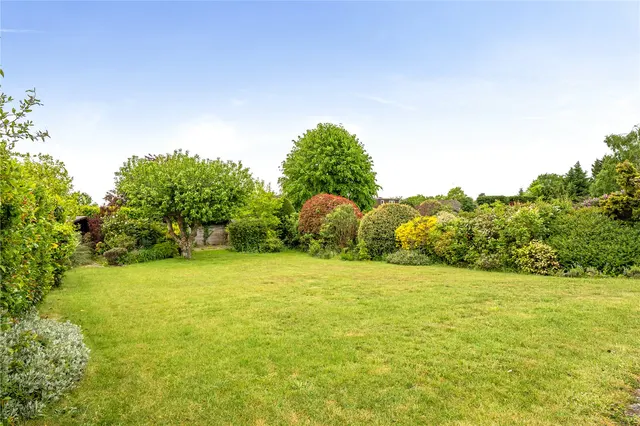 Photo 2 — Hazeley Close, Hartley Wintney, Hook, Hampshire, RG27 8QS