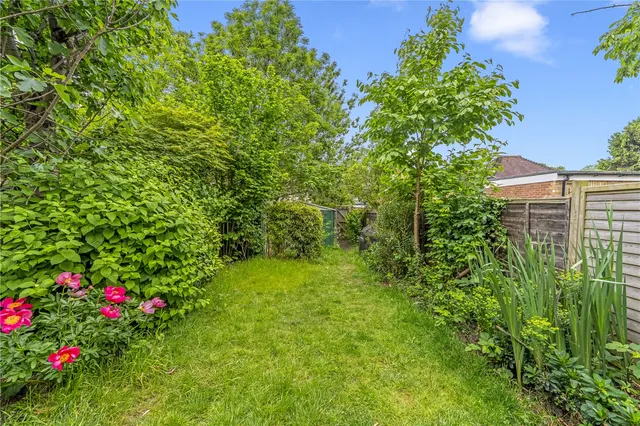 Photo 2 — Wiltshire Gardens, Twickenham, TW2 6ND