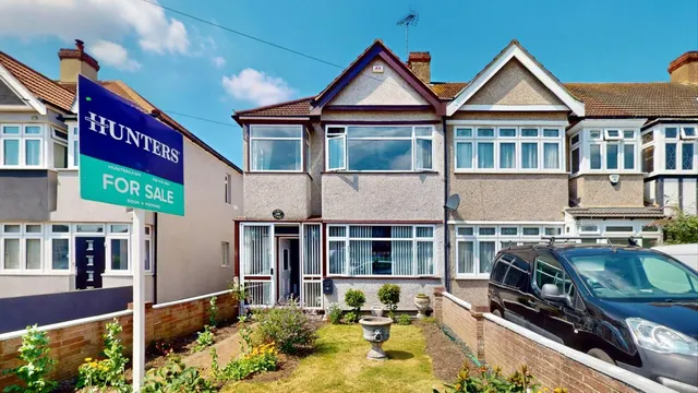 Grosvenor Road, Dagenham, RM8, photo 1
