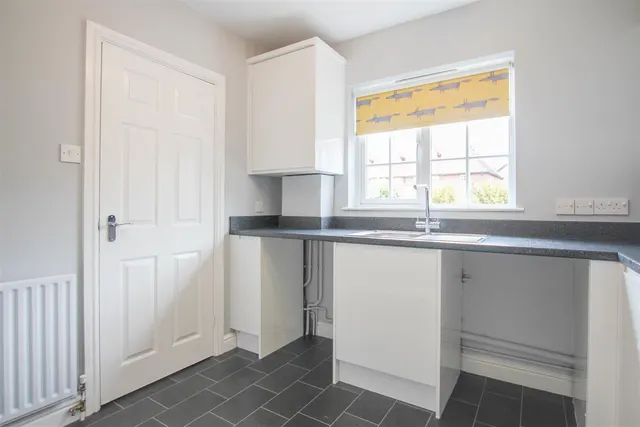 West Road, Saffron Walden, CB11, photo 3