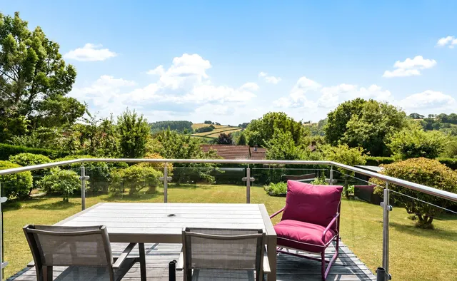 Jury Road, Dulverton, TA22, photo 2