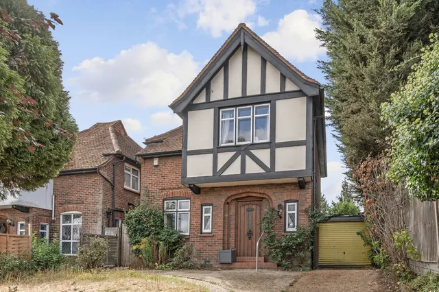 Hook Rise South, Surbiton, KT6, photo 1