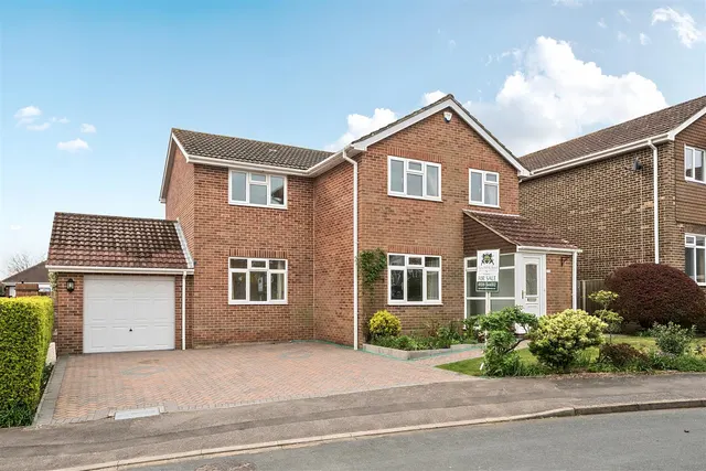 Garstons Close, Titchfield, photo 1