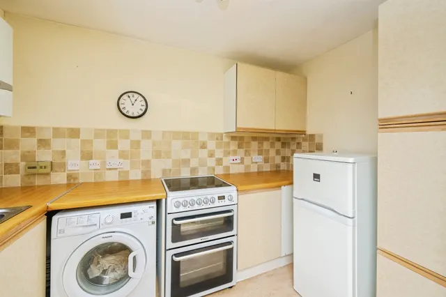 Norbury Court, Allestree, DE22, photo 3