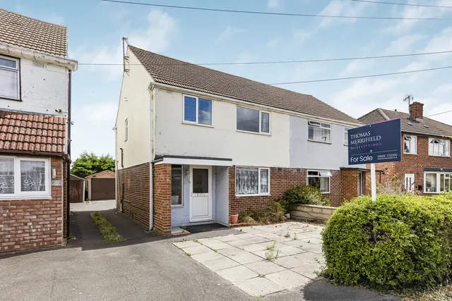 Almond Avenue, Kidlington, photo 1