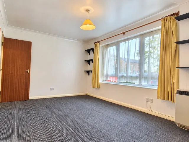 Wood Street, High Barnet, EN5, photo 2