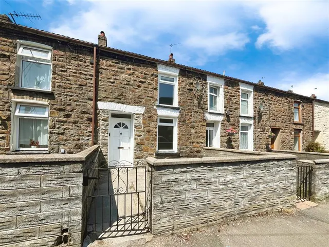 Park Road, Treorchy, CF42, photo 1