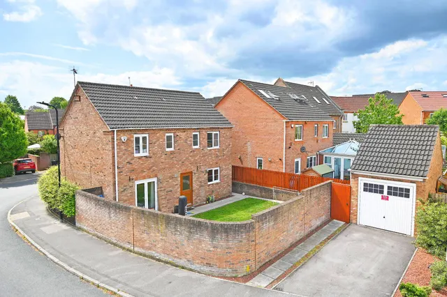 Sterling Chase, Knaresborough, HG5, photo 2