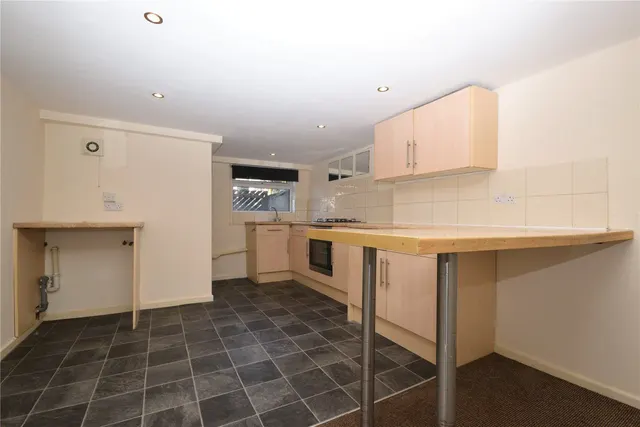 Cross Flatts Street, Beeston, LS11, photo 3