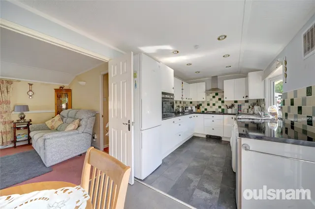 Photo 3 — Doverdale Park Homes, Hampton Lovett, Droitwich, Worcestershire, WR9 0NU