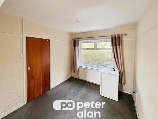 Shakespeare Crescent, Newport, NP20, photo 3