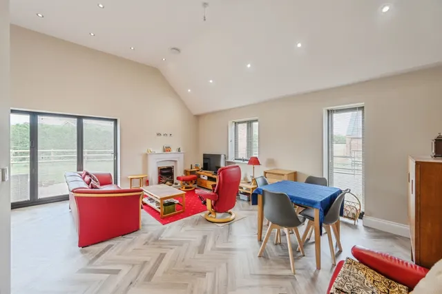 Church Croft, Mickleover, DE3, photo 3