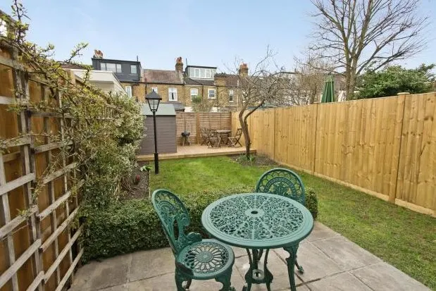 Carlton Park Avenue, Raynes Park, SW20, photo 3