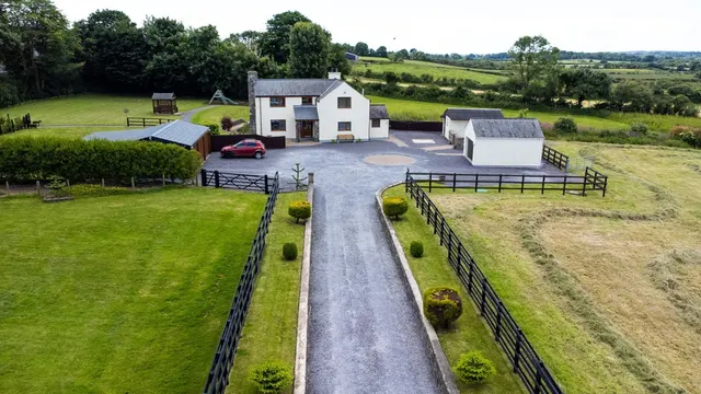 Brynsiencyn, Llanfairpwll, photo 2
