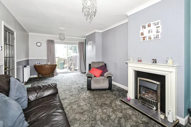 Roland Avenue, Holbrooks, CV6, photo 2